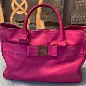 Kate Spade Fushia handbag with bow accessory